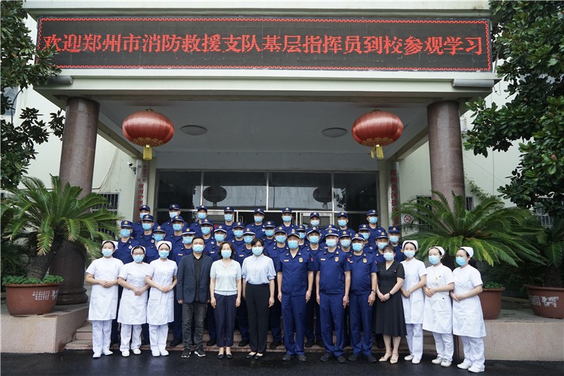 1632710824816777.jpg 合影.JPG