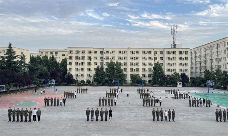 河南工业大学国防预备役连到我院开展交流互学活动