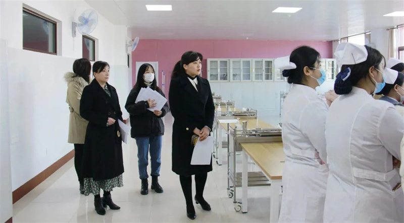 1724045087584777.jpg 教学检查刘院长2.jpg
