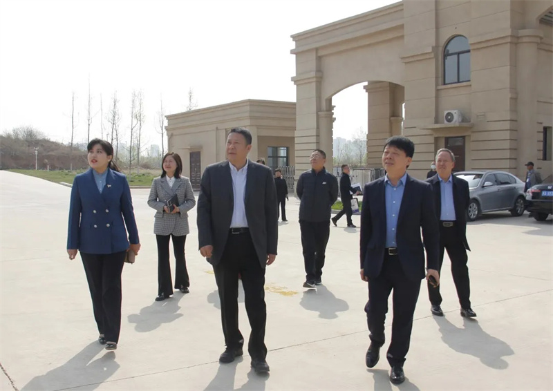 新密市政协主席到我院新密校区走访调研